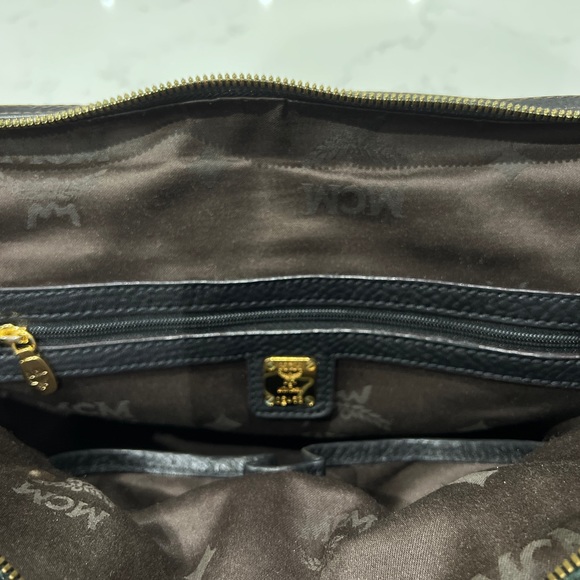 MCM leather satchel bag. Medium size. Full grain leather. - Picture 13 of 17